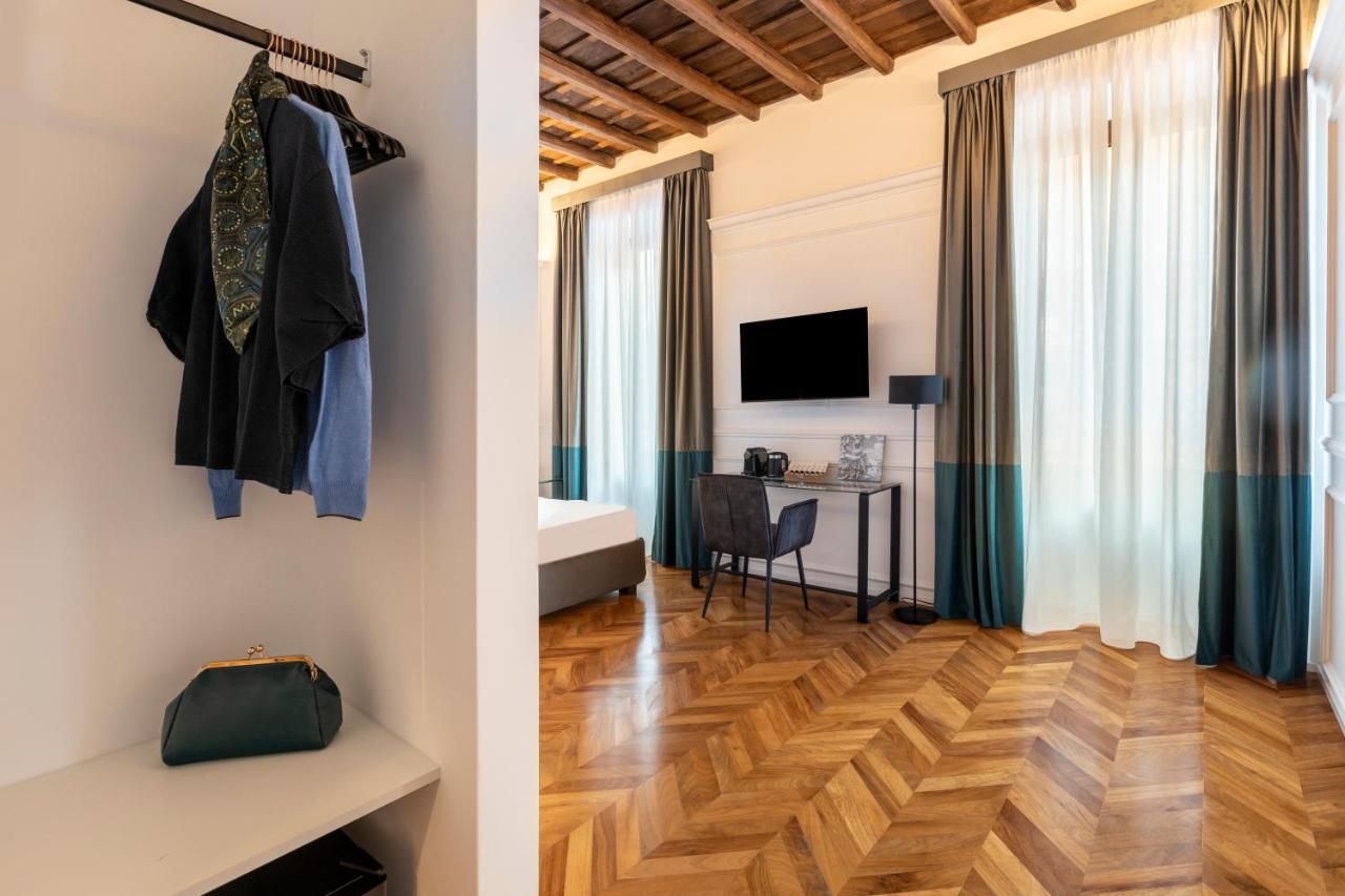 Largo Arenula Suites Rom Exteriör bild
